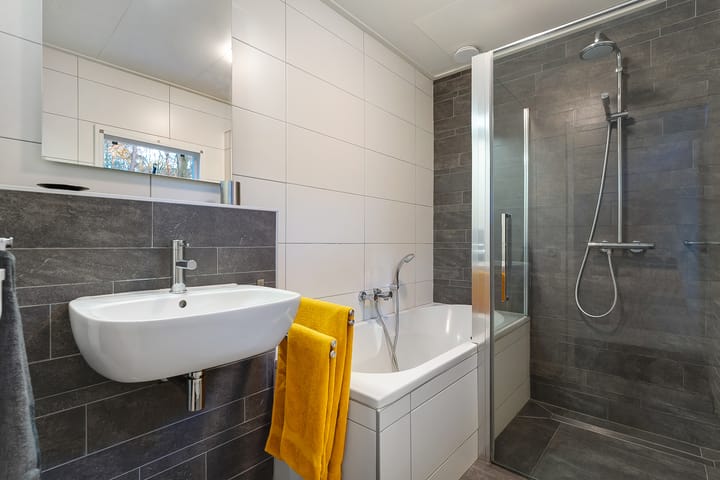 Photo 24 of Anholt 11-37