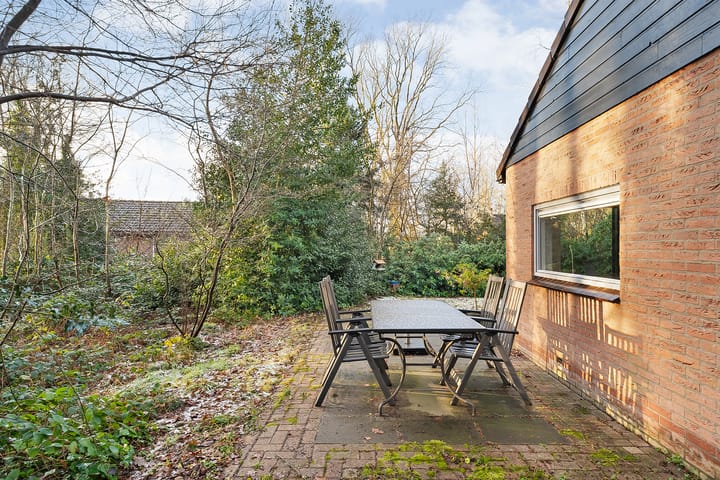 Photo 28 of Anholt 11-37