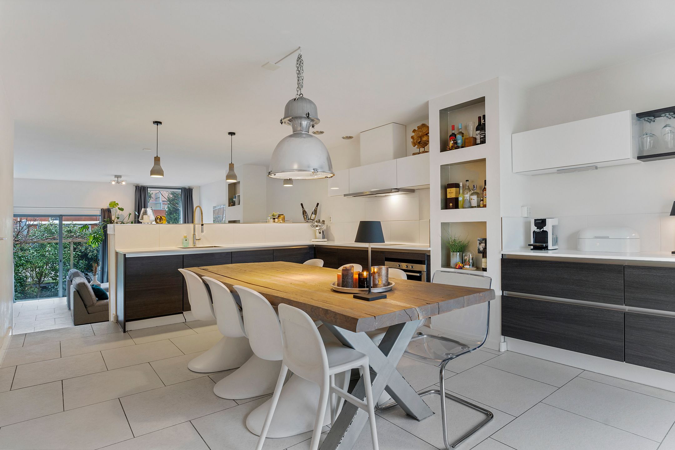 Foto 3 van Zus Braunstraat 10