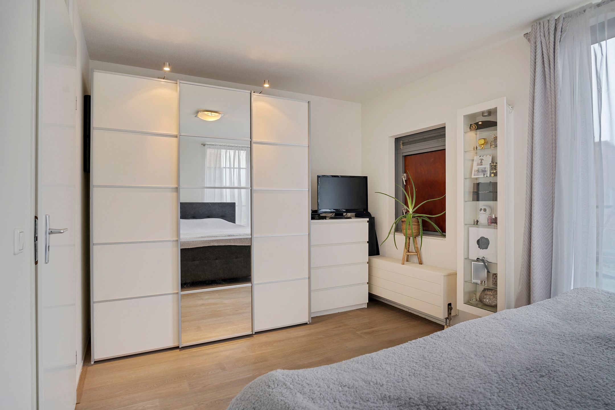 Foto 39 van Zus Braunstraat 10