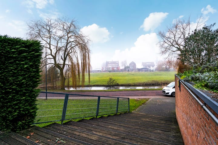 Foto 54 van Zus Braunstraat 10