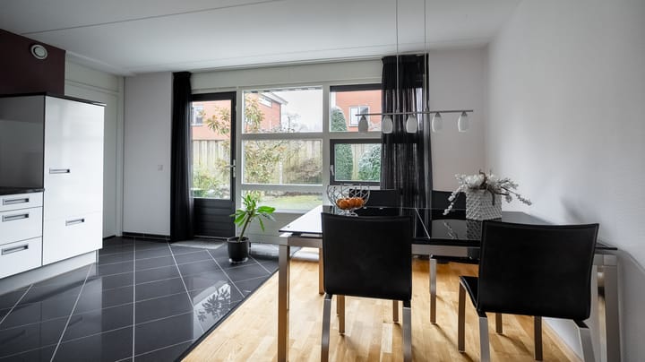 Foto 6 van Tuinvaas 1