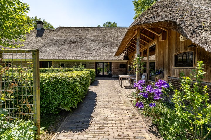 Foto 39 van Dorpsweg 6