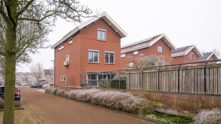 Foto 39 van Tuinvaas 1