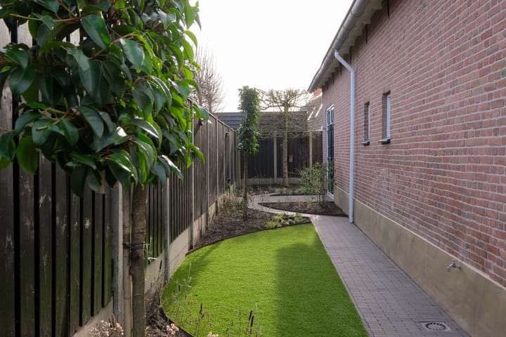 Foto 19 van Oosteinde 49