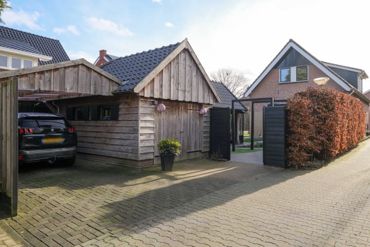 Foto 36 van Oosteinde 49