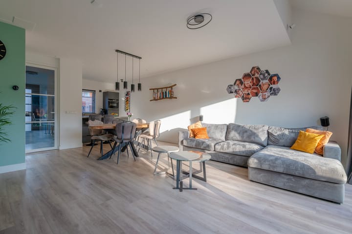 Foto 3 van Brugakker 5725