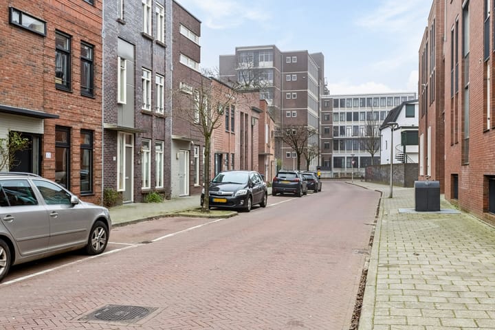 Foto 44 van Nassaustraat 33