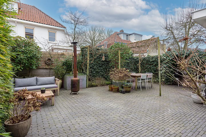 Foto 13 van Cornelis De Ruijterhof 19