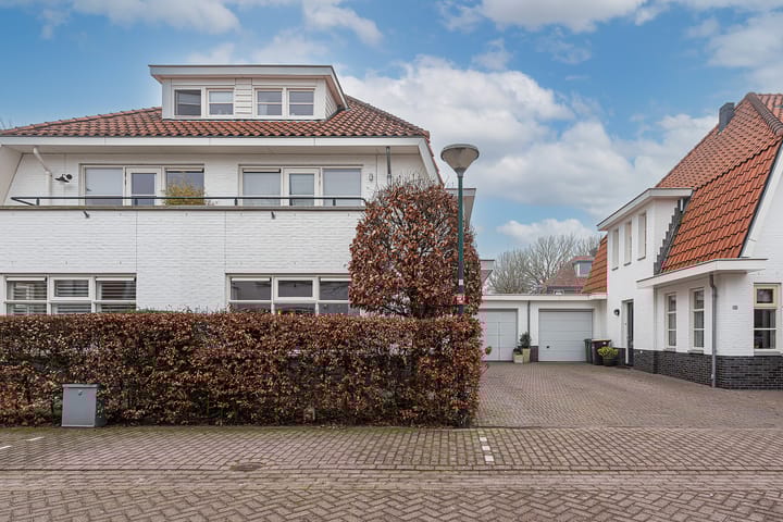 Foto 38 van Cornelis De Ruijterhof 19