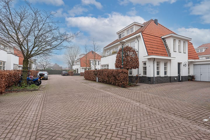 Foto 40 van Cornelis De Ruijterhof 19