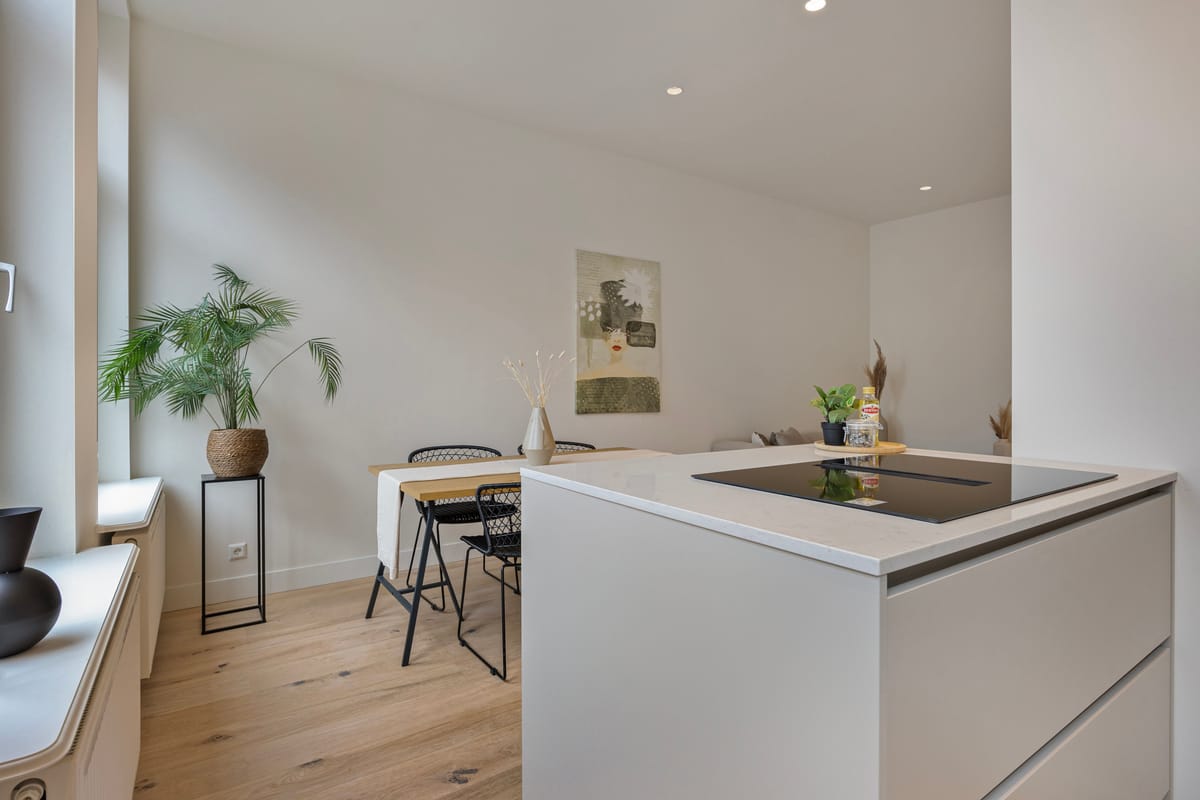 Photo 4 of Van Marumstraat 23