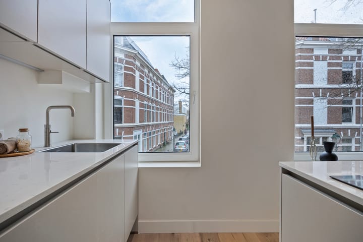 Foto 5 van Van Marumstraat 23