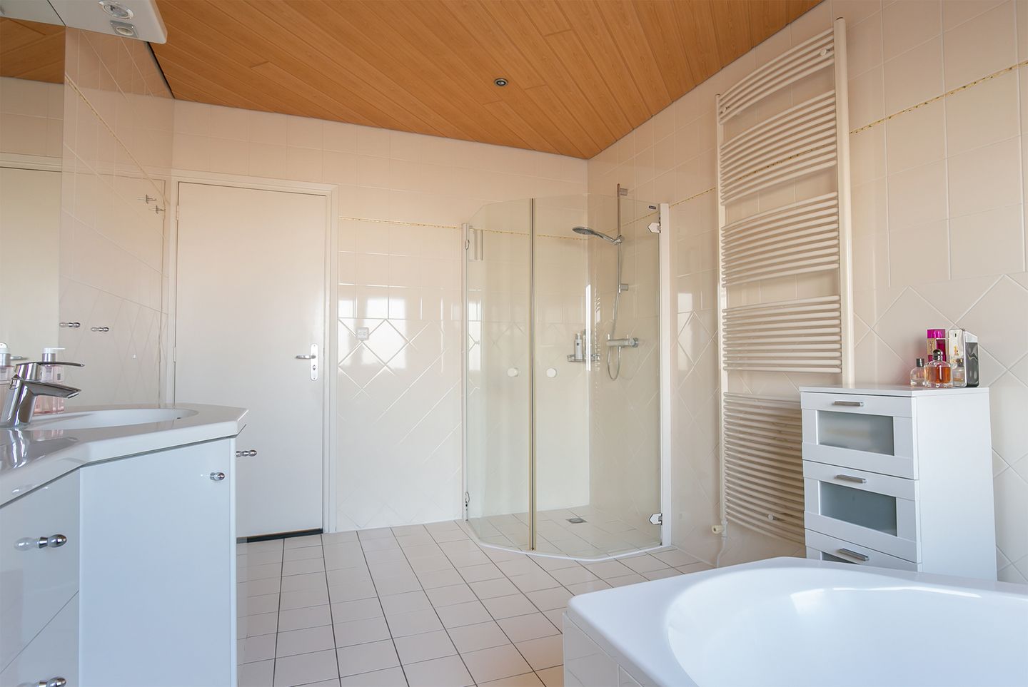 Photo 14 of Thorbeckestraat 85