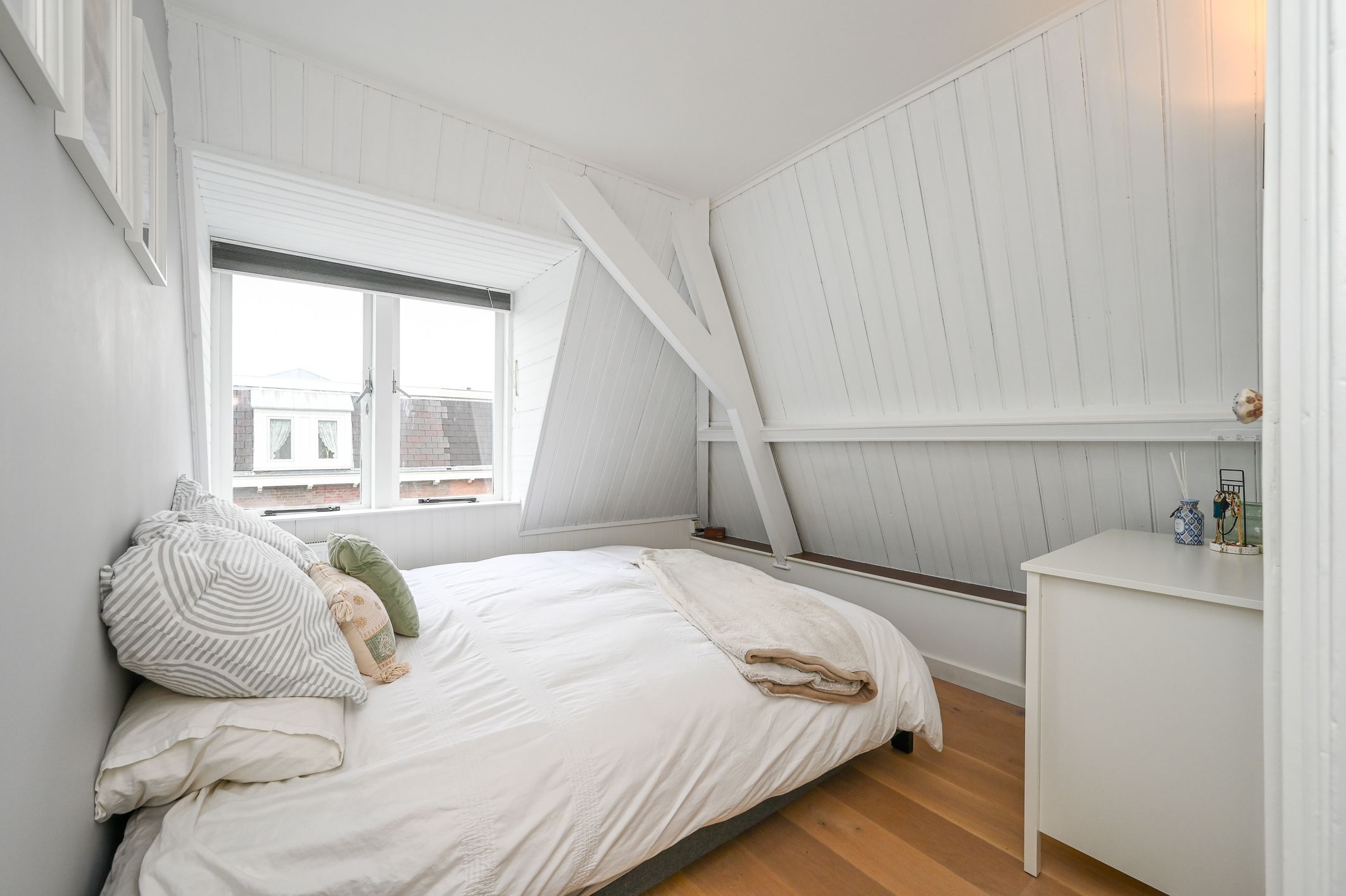 Foto 33 van Van Egmondstraat 108