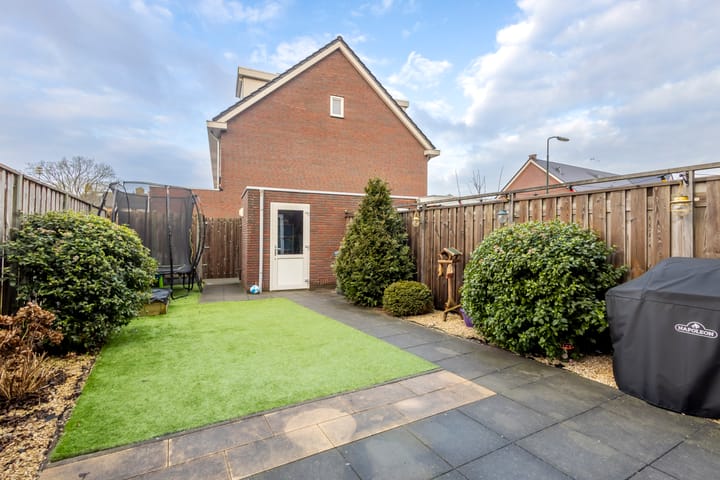 Foto 26 van Hofweerstraat 38