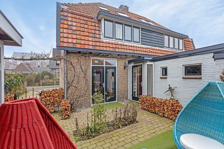 Foto 38 van Burgemeester Schimmelpenninckstraat 10