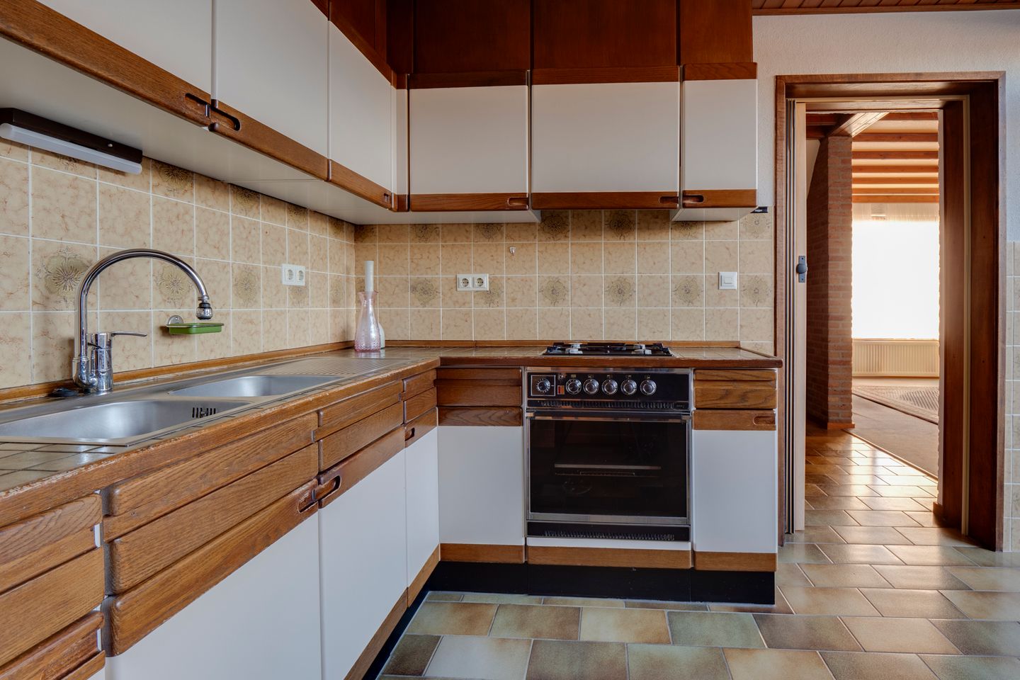 Foto 19 van Deken Thielenstraat 16