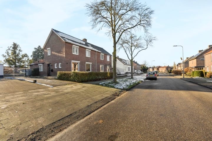 Foto 33 van Pater van Donstraat 20