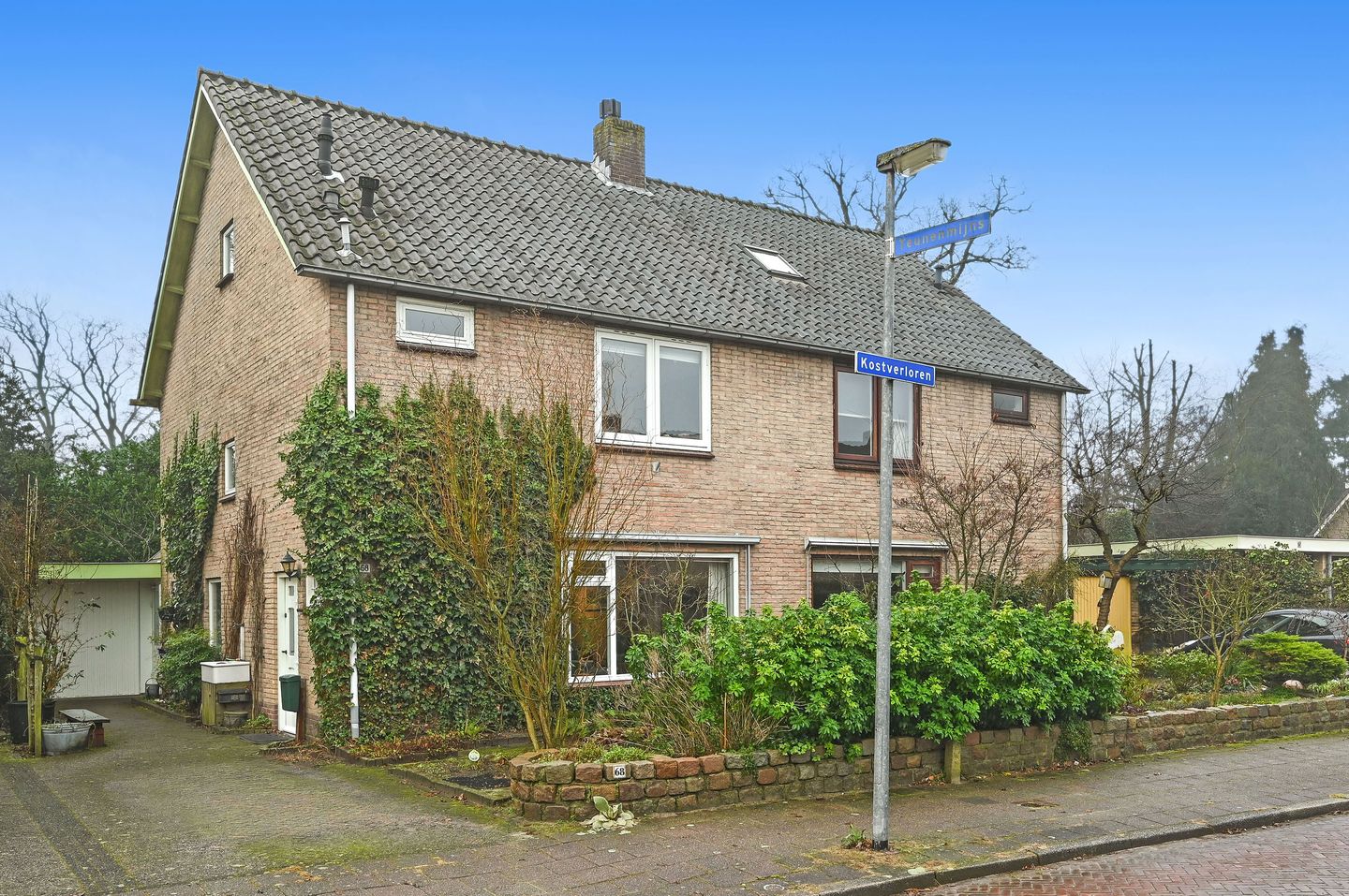 Foto 1 van Kostverloren 68