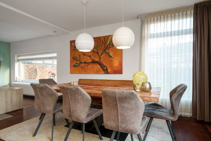 Photo 11 of Aalscholverstraat 43