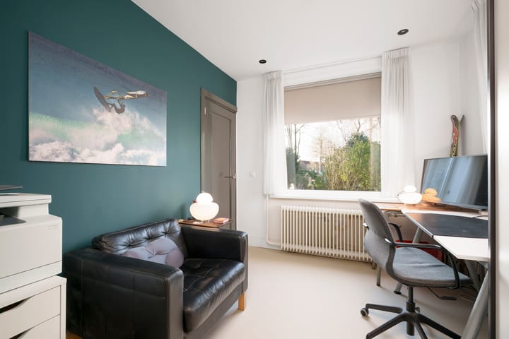 Photo 37 of Aalscholverstraat 43