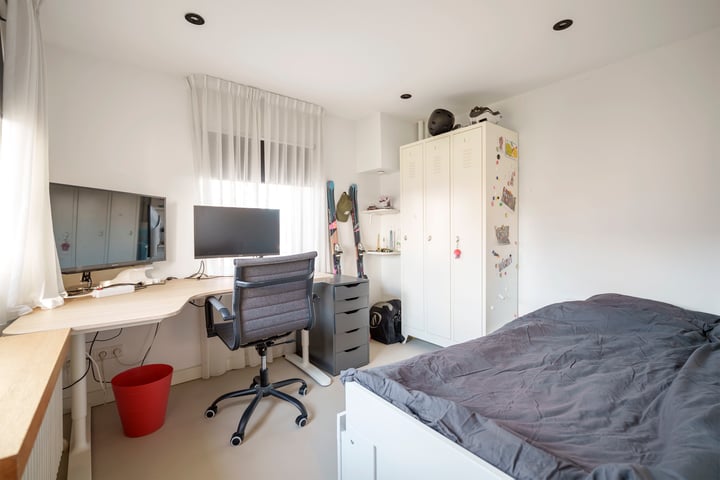 Foto 42 van Aalscholverstraat 43