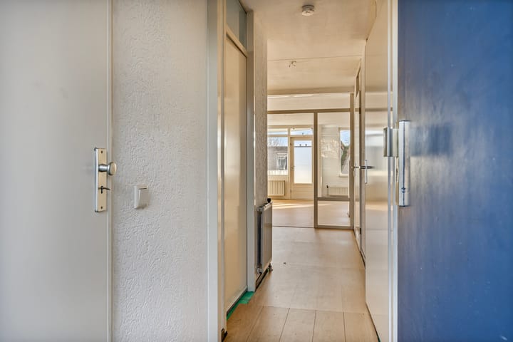 Photo 9 of Zernikestraat 68