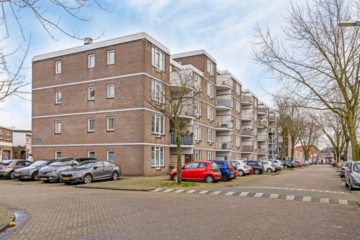 Photo 25 of Zernikestraat 68