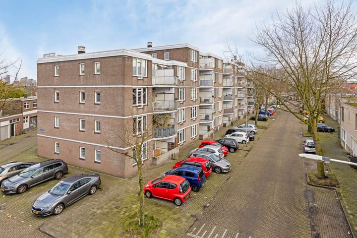 Photo 30 of Zernikestraat 68