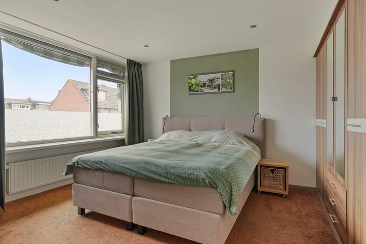 Foto 13 van Curielaan 2