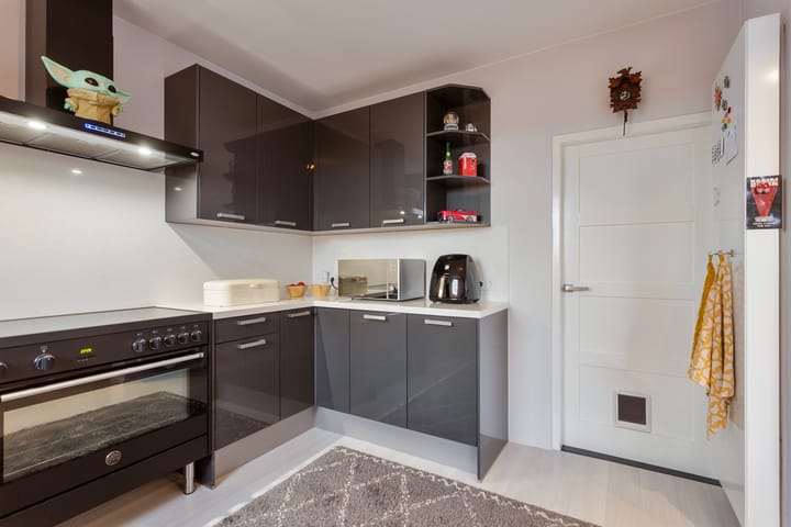 Photo 16 of Jacob Ruysdaelstraat 36