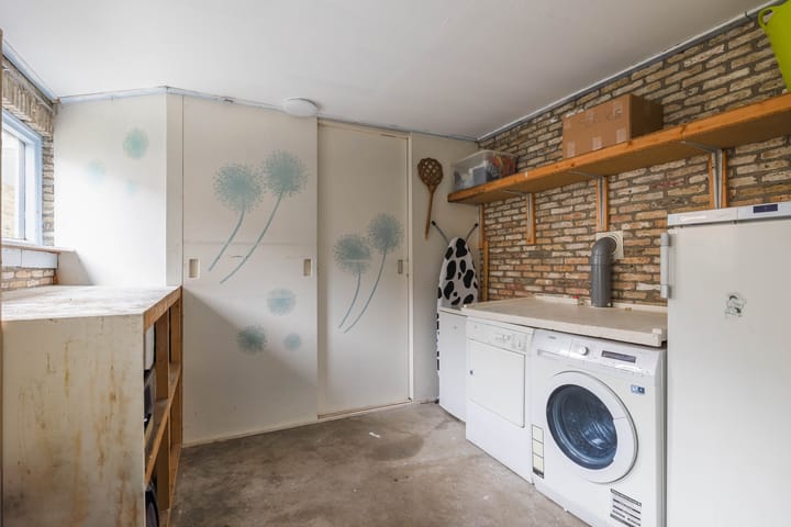 Photo 21 of Breedstraat 140