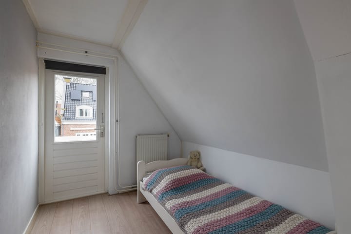 Photo 26 of Breedstraat 140