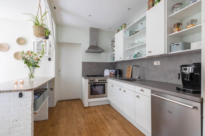 Photo 12 of Breedstraat 140