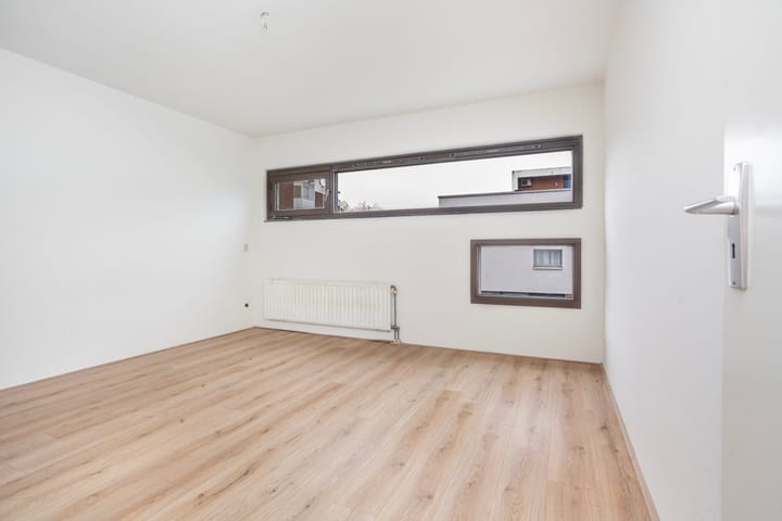 Foto 15 van Joostingstraat 32