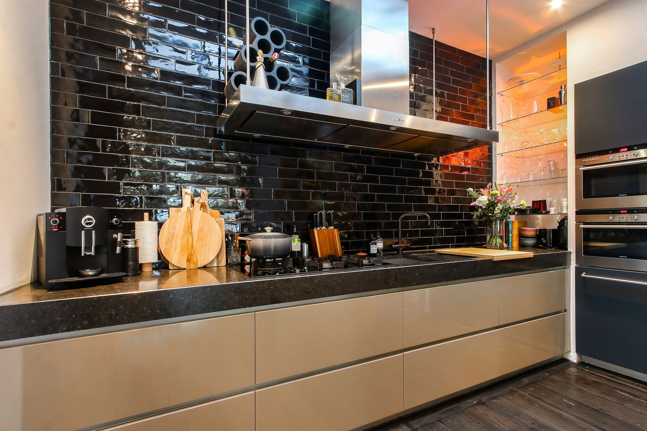 Foto 9 van Voorstraat 249