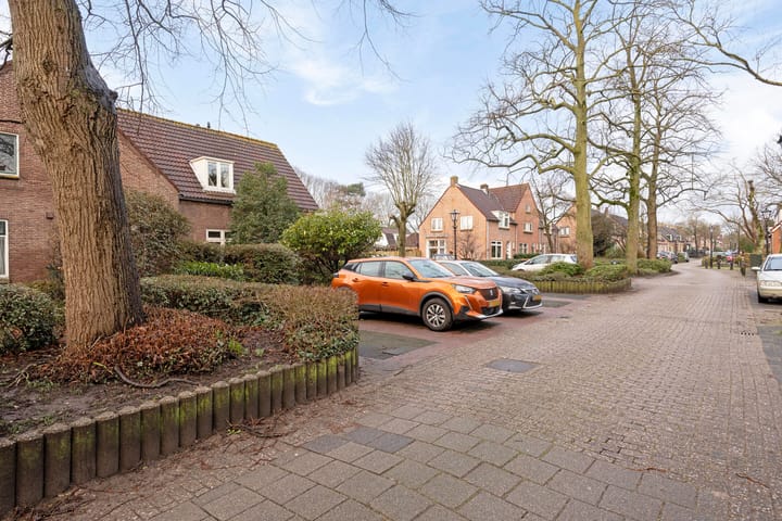 Photo 36 of Tuinstraat 92