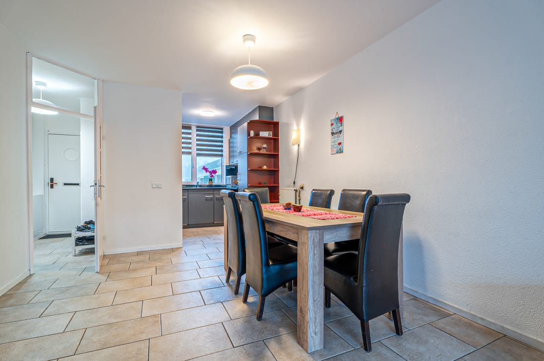 Photo 7 of Benthuizenstraat 66