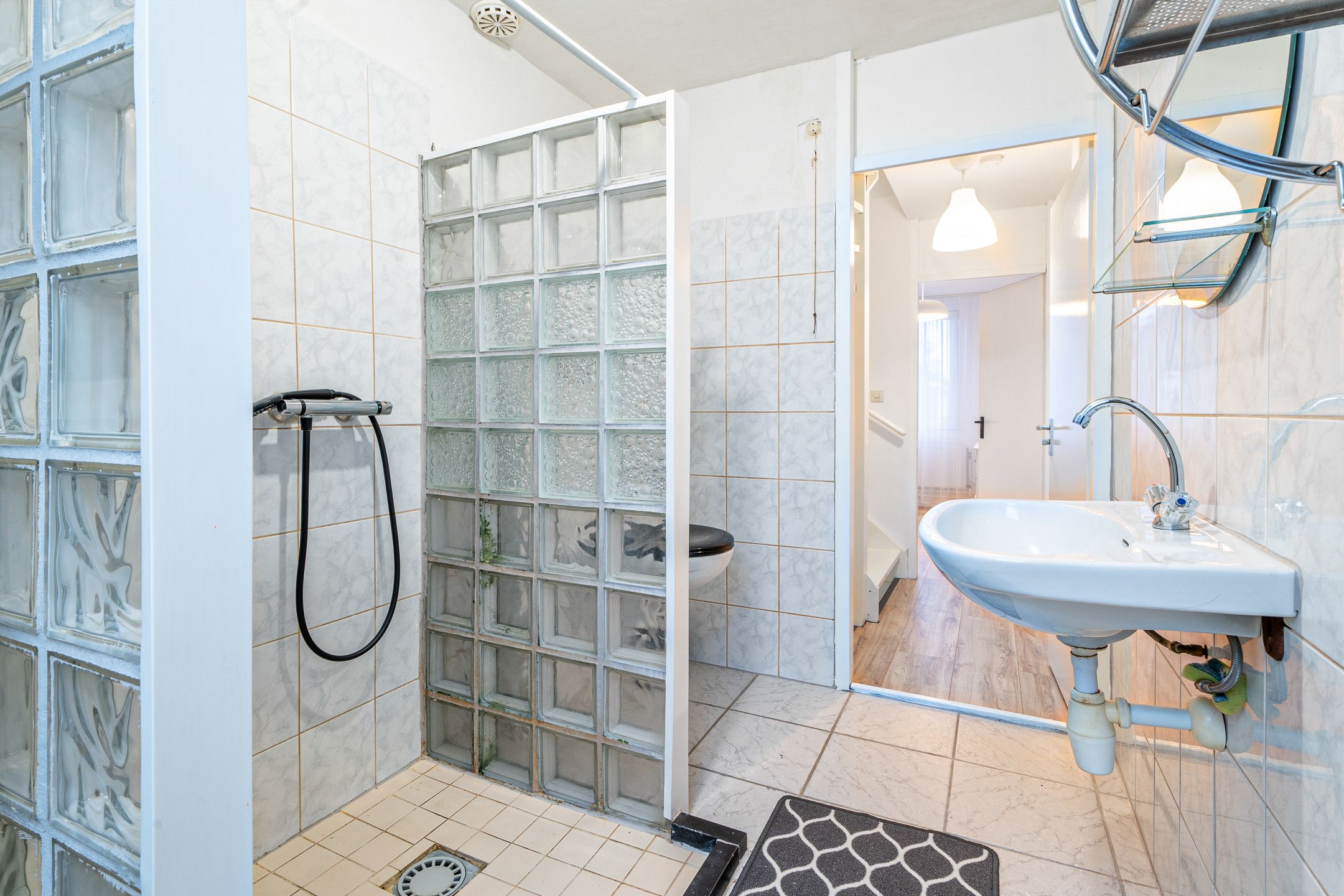 Photo 21 of Benthuizenstraat 66