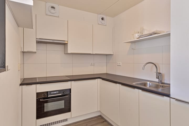 Foto 15 van Zernikestraat 10