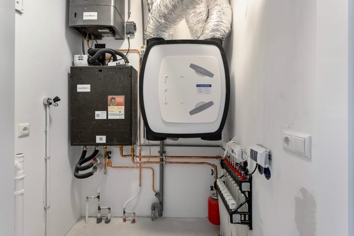 Photo 19 of Carmelietenstraat 83