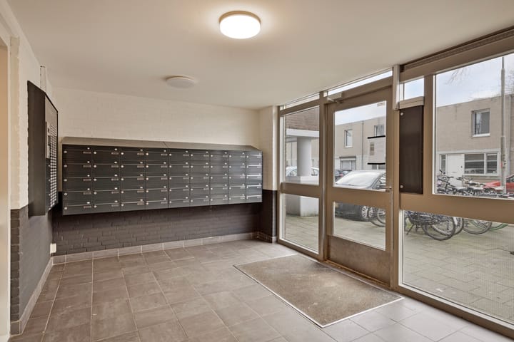 Foto 22 van Zernikestraat 10