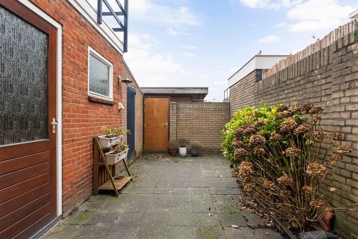 Foto 19 van Hobbemastraat 48