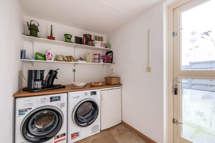 Photo 17 of Oeverloper 20