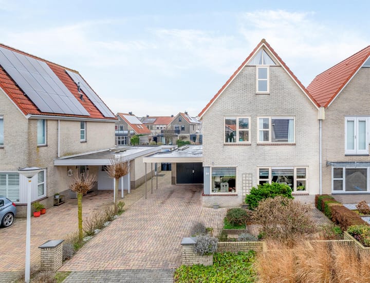 Photo 37 of Oeverloper 20