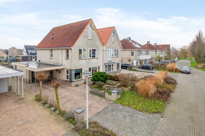 Photo 39 of Oeverloper 20