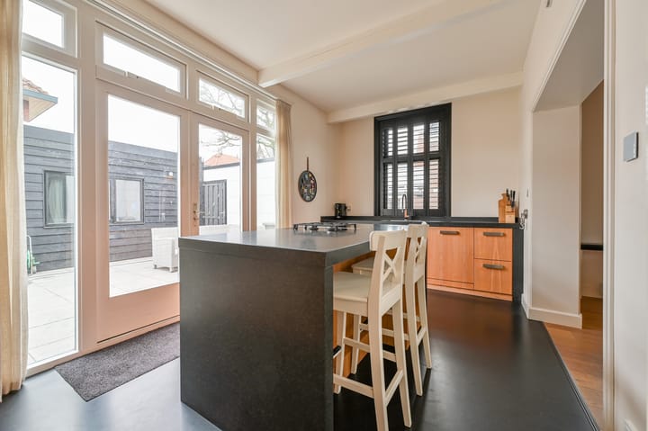 Foto 16 van Johan Messchaertstraat 38