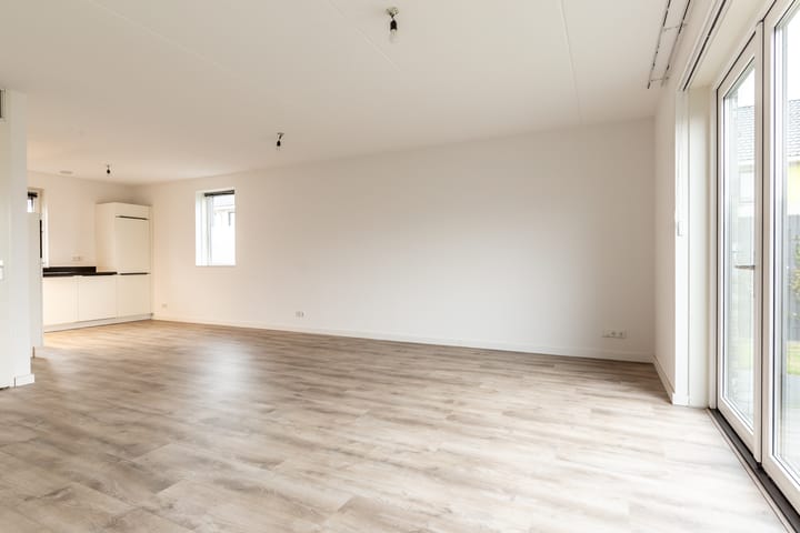 Foto 6 van Gentiaan 1