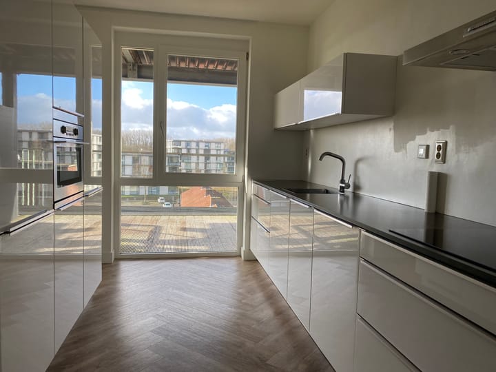 Photo 13 of Laan van Presikhaaf 10-7